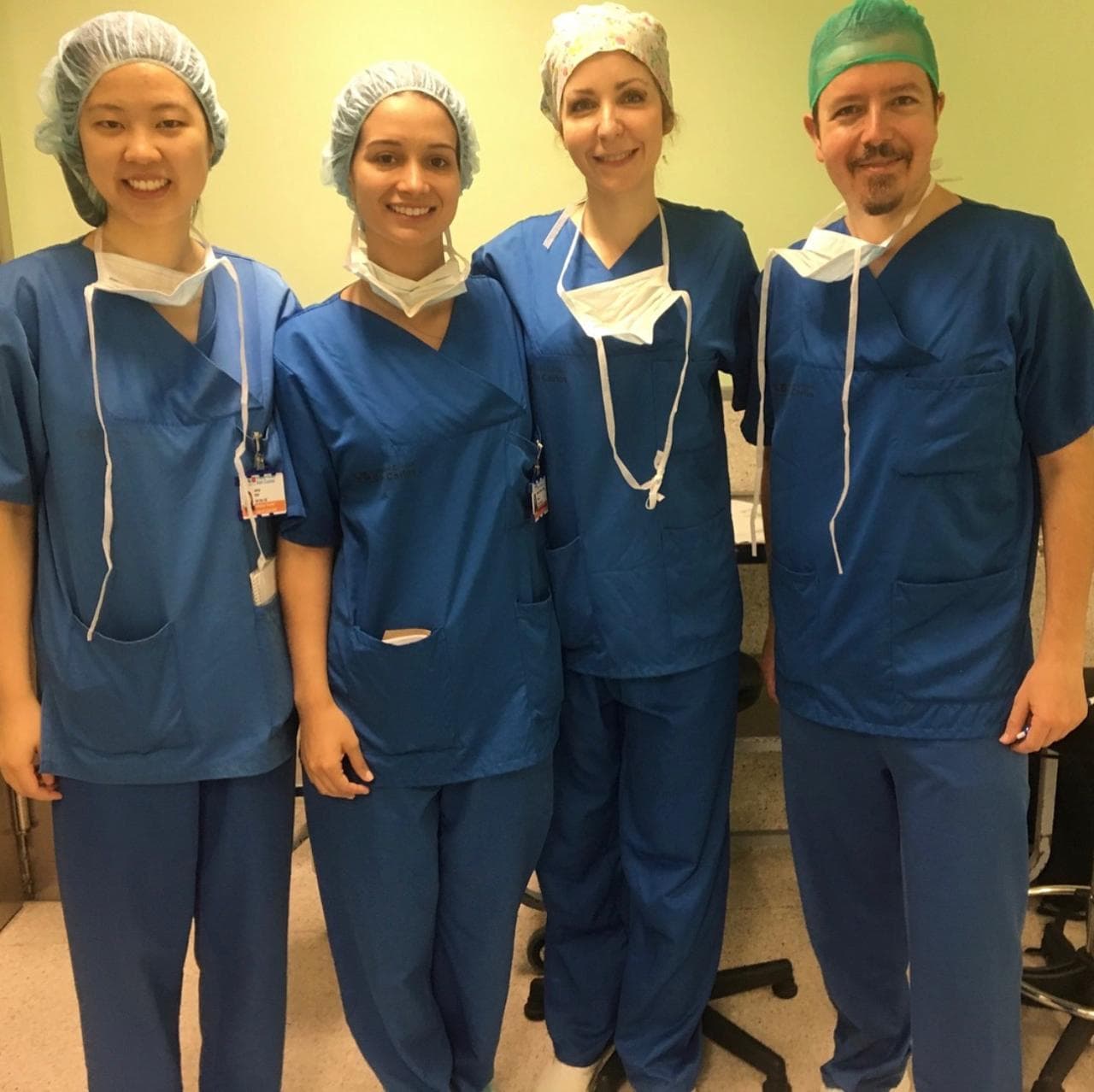 Estágio na dermatologia do Hospital São Carlos em Madri (ES) durante a graduação em medicina em 2018.